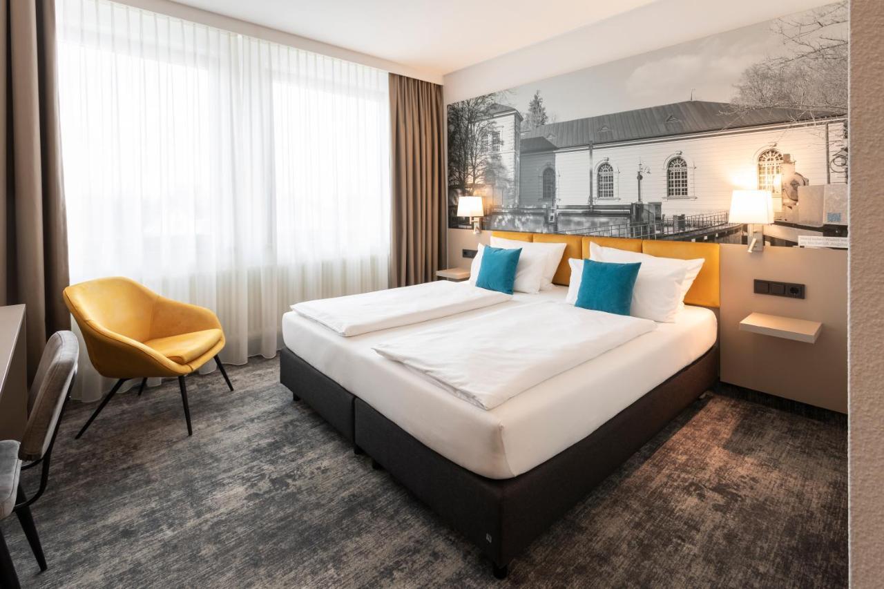 Best Western Hotel Am Europaplatz Koenigsbrunn Exterior photo