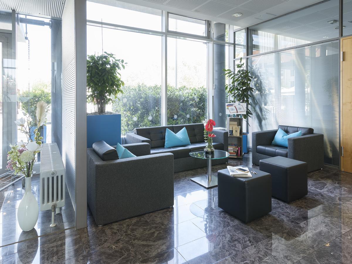 Best Western Hotel Am Europaplatz Koenigsbrunn Exterior photo