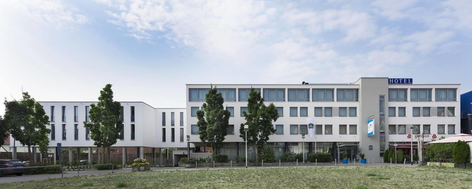 Best Western Hotel Am Europaplatz Koenigsbrunn Exterior photo